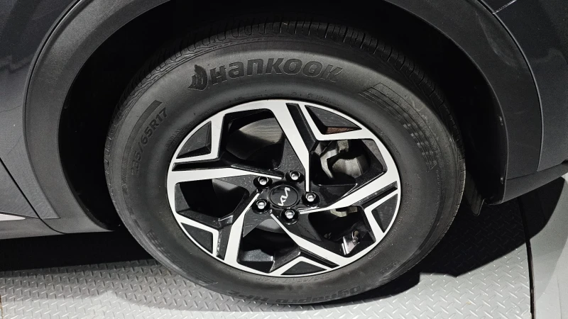 Kia Sportage 2.0 2WD PRESTIGE, снимка 5 - Автомобили и джипове - 52469605