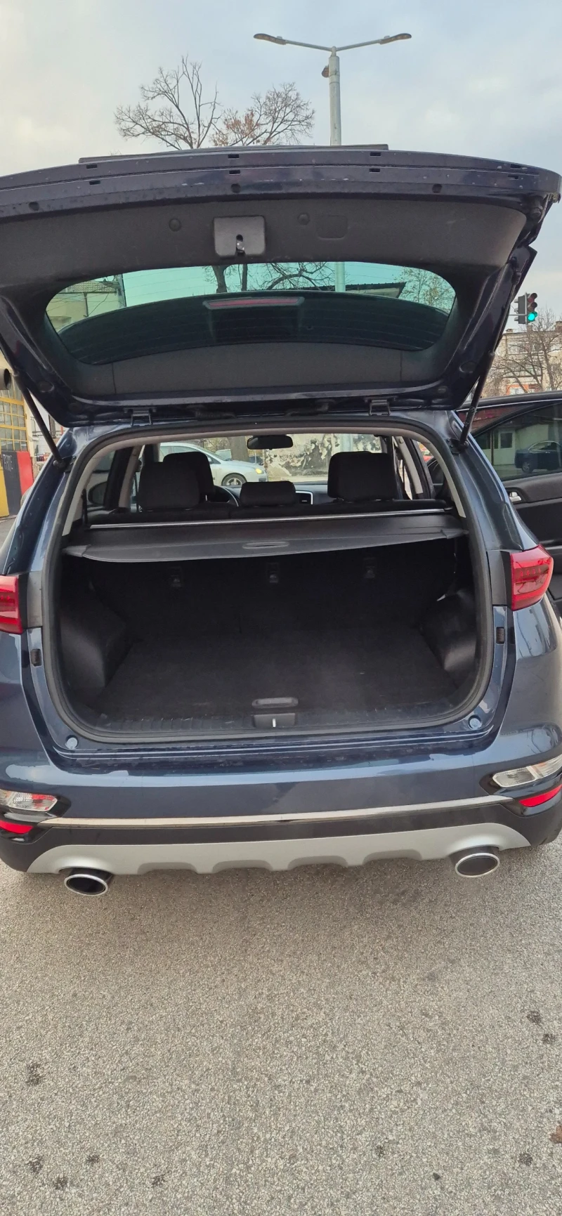 Kia Sportage, снимка 9 - Автомобили и джипове - 52660746