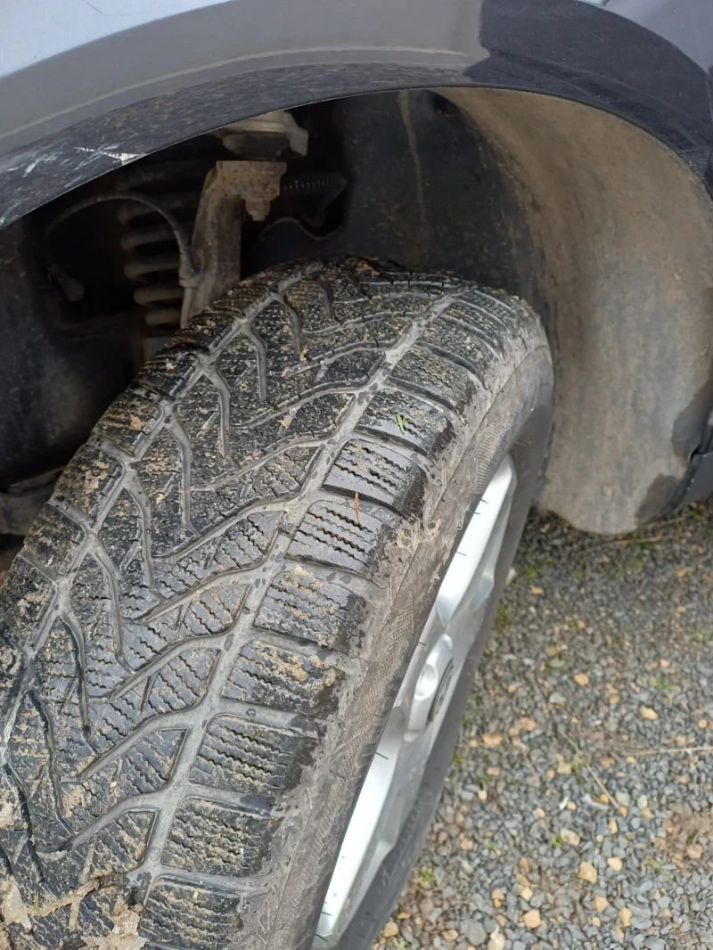 VW Touareg, снимка 10 - Автомобили и джипове - 52919439