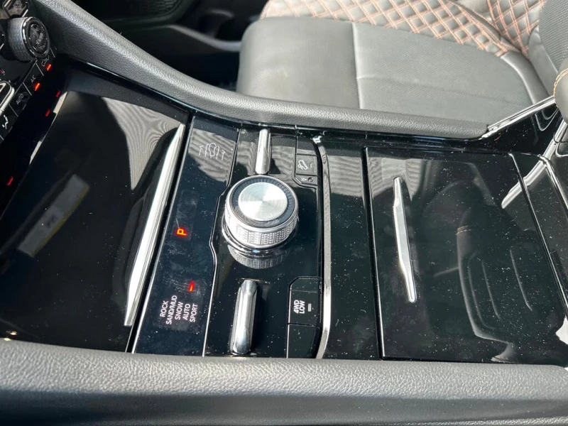 Jeep Grand cherokee Summit* 4WD* АвтоКредит* (ЦЕНА ДО БГ), снимка 15 - Автомобили и джипове - 53329027