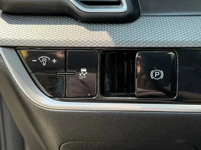 Kia Sportage / LX / FWD / CARAFAX / БЕЗ ПЪРВОНАЧАЛНА ВНОСКА, снимка 9 - Автомобили и джипове - 53298886