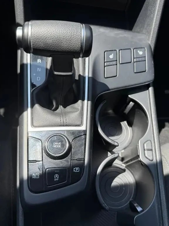 Kia Sportage / LX / FWD / CARAFAX / БЕЗ ПЪРВОНАЧАЛНА ВНОСКА, снимка 10 - Автомобили и джипове - 53298886