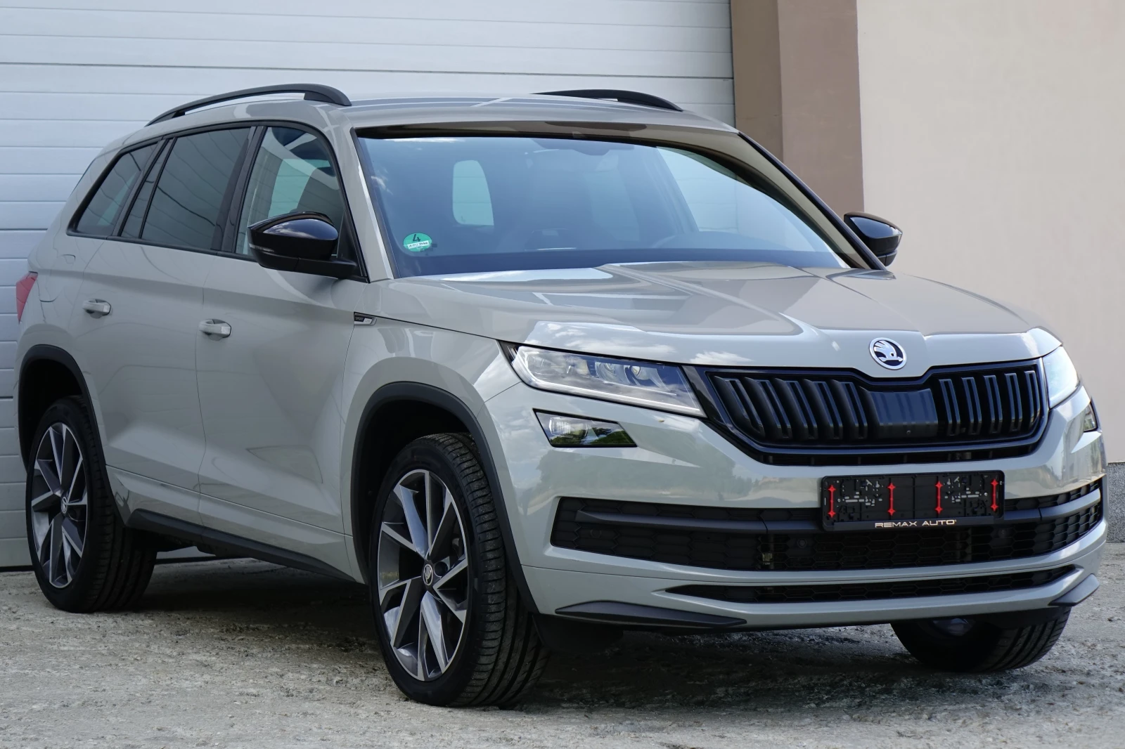 Skoda Kodiaq SPORT LINE* 4X4* LED* CANTON* 360*  - изображение 6