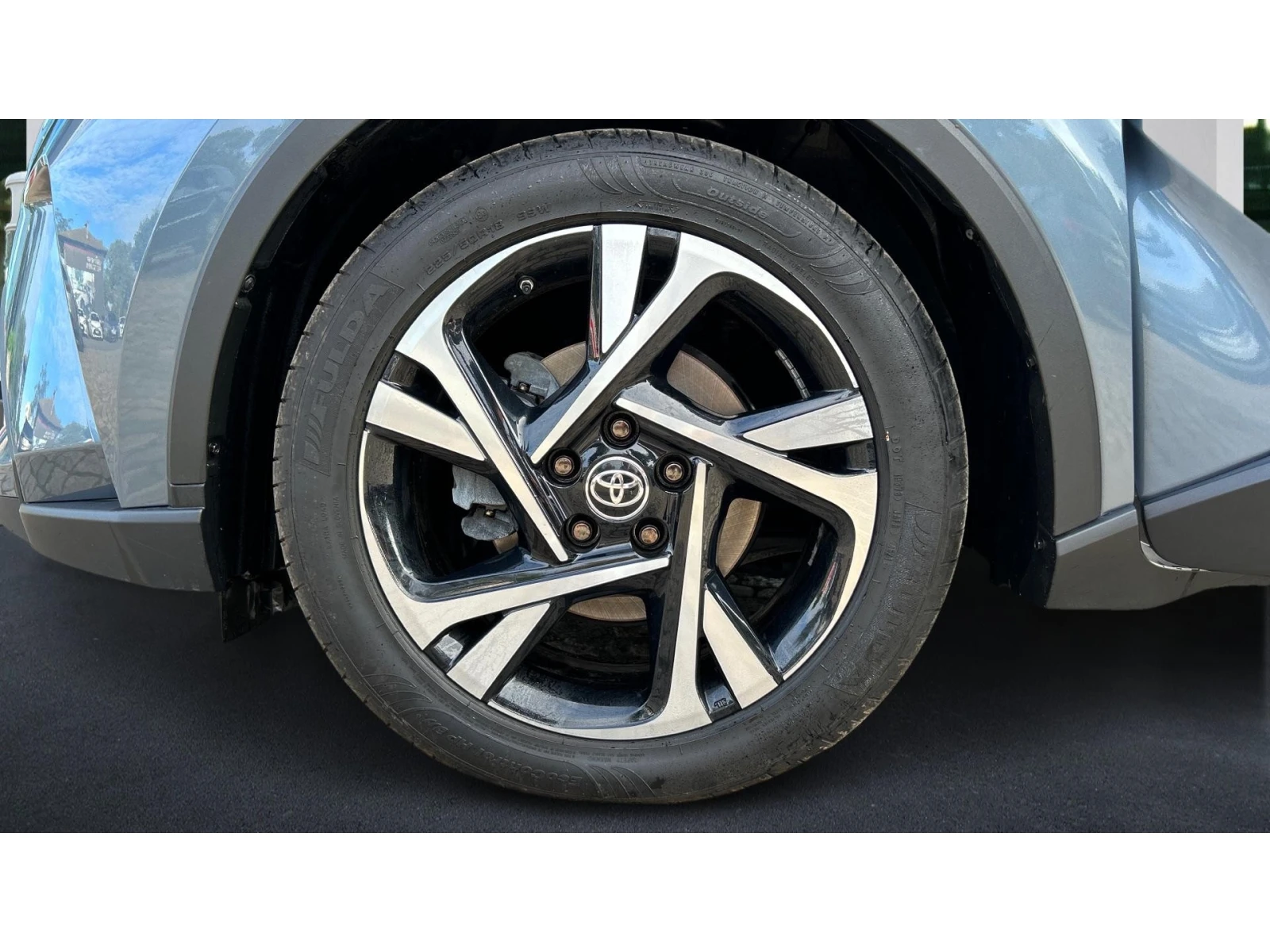 Toyota C-HR    490 . | Mobile.bg   16