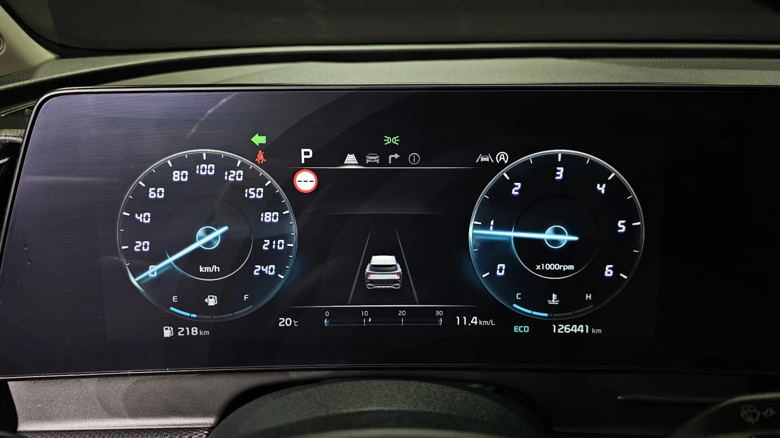 Kia Sportage 2.0 2WD PRESTIGE - изображение 8