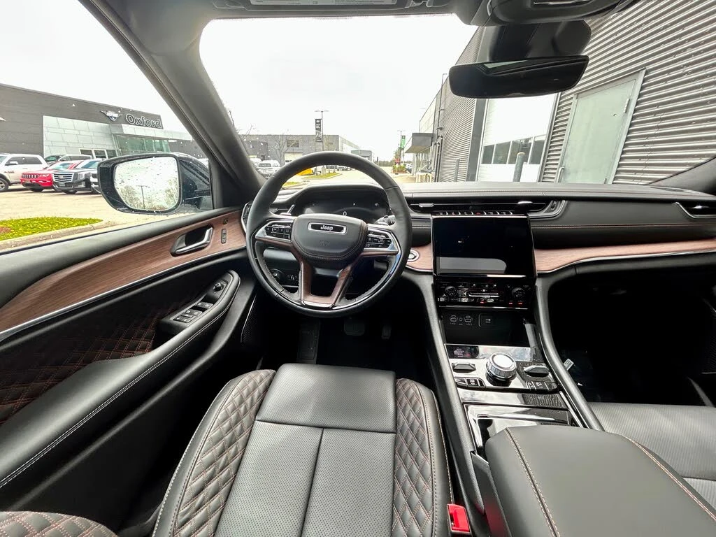 Jeep Grand cherokee Summit* 4WD* АвтоКредит* (ЦЕНА ДО БГ) - изображение 10