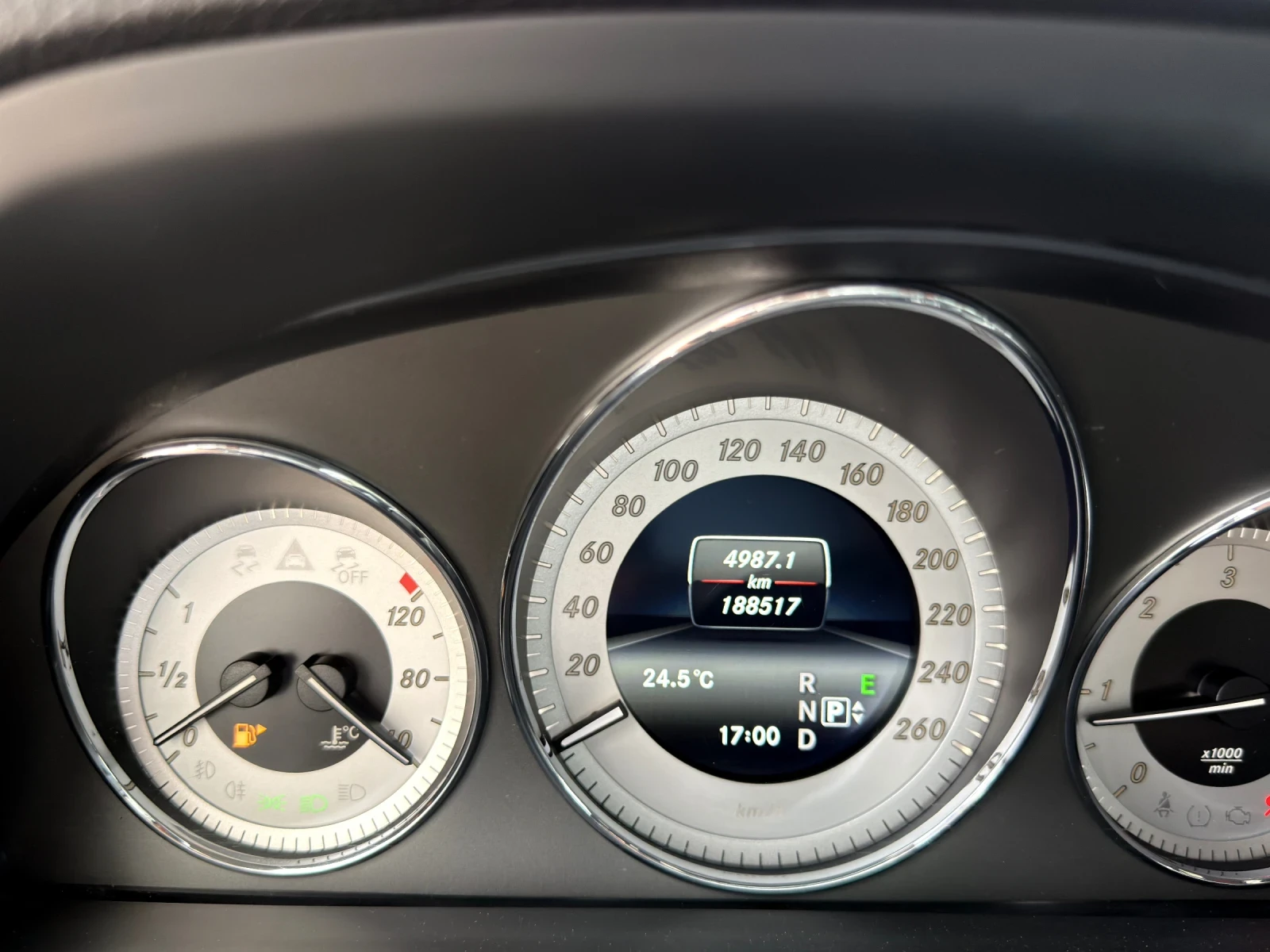 Mercedes-Benz GLK 220 Facelift 4-Matic LED AMG-LINE, снимка 15 - Автомобили и джипове - 54892071
