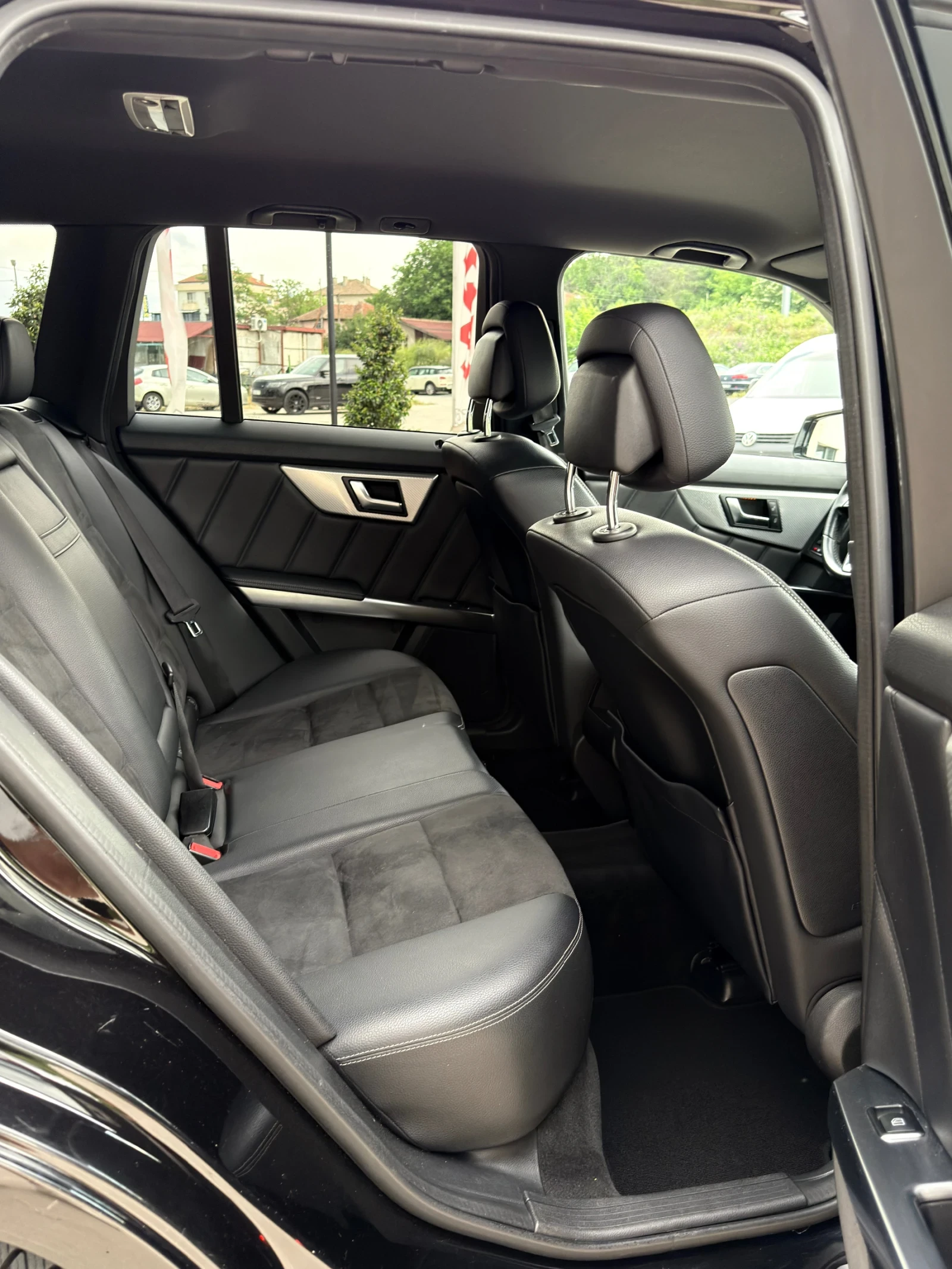 Mercedes-Benz GLK 220 Facelift 4-Matic LED AMG-LINE, снимка 11 - Автомобили и джипове - 54892071