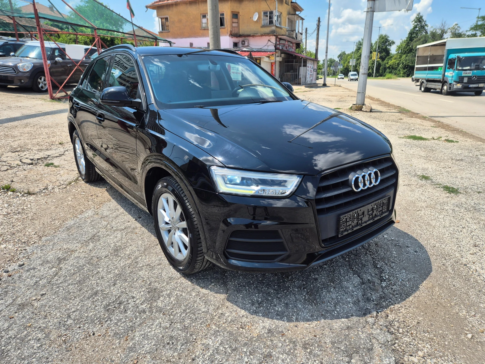 Audi Q3 2.0, TDI, FACELIFT, NAVI, снимка 3 - Автомобили и джипове - 55323953
