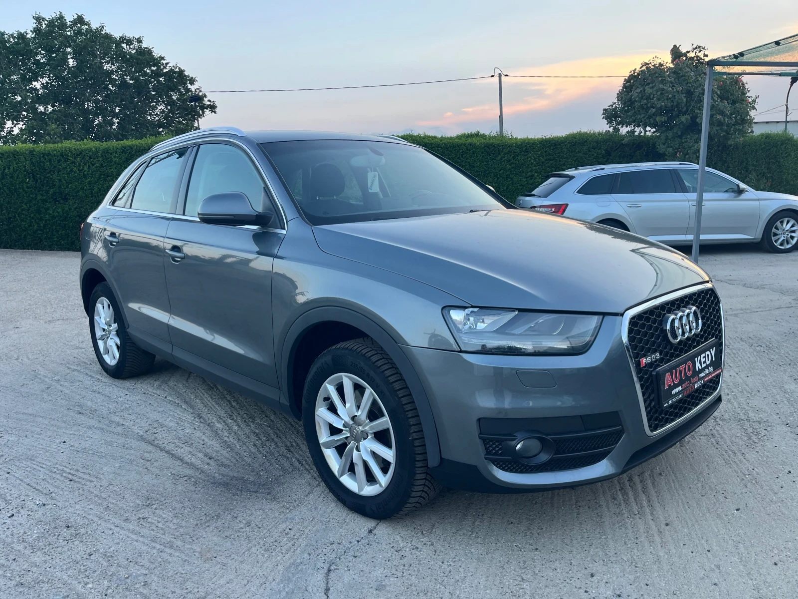 Audi Q3 2.0TDI Quattro, снимка 3 - Автомобили и джипове - 55343939