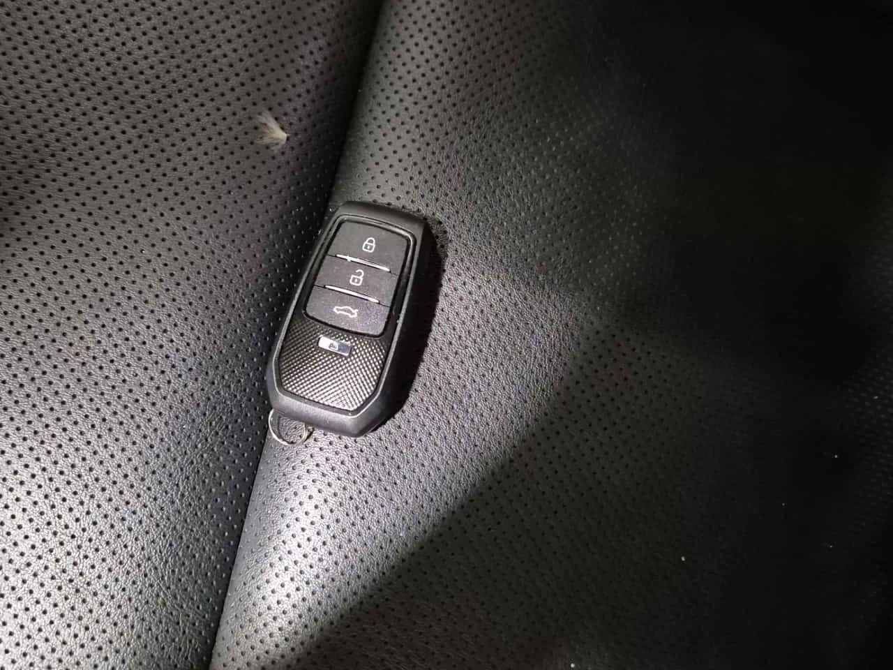 Lexus UX | Mobile.bg � ����������� 8