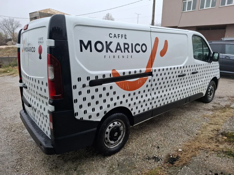 Renault Trafic 1.6 Trafic, средна база, снимка 4 - Бусове и автобуси - 48444191