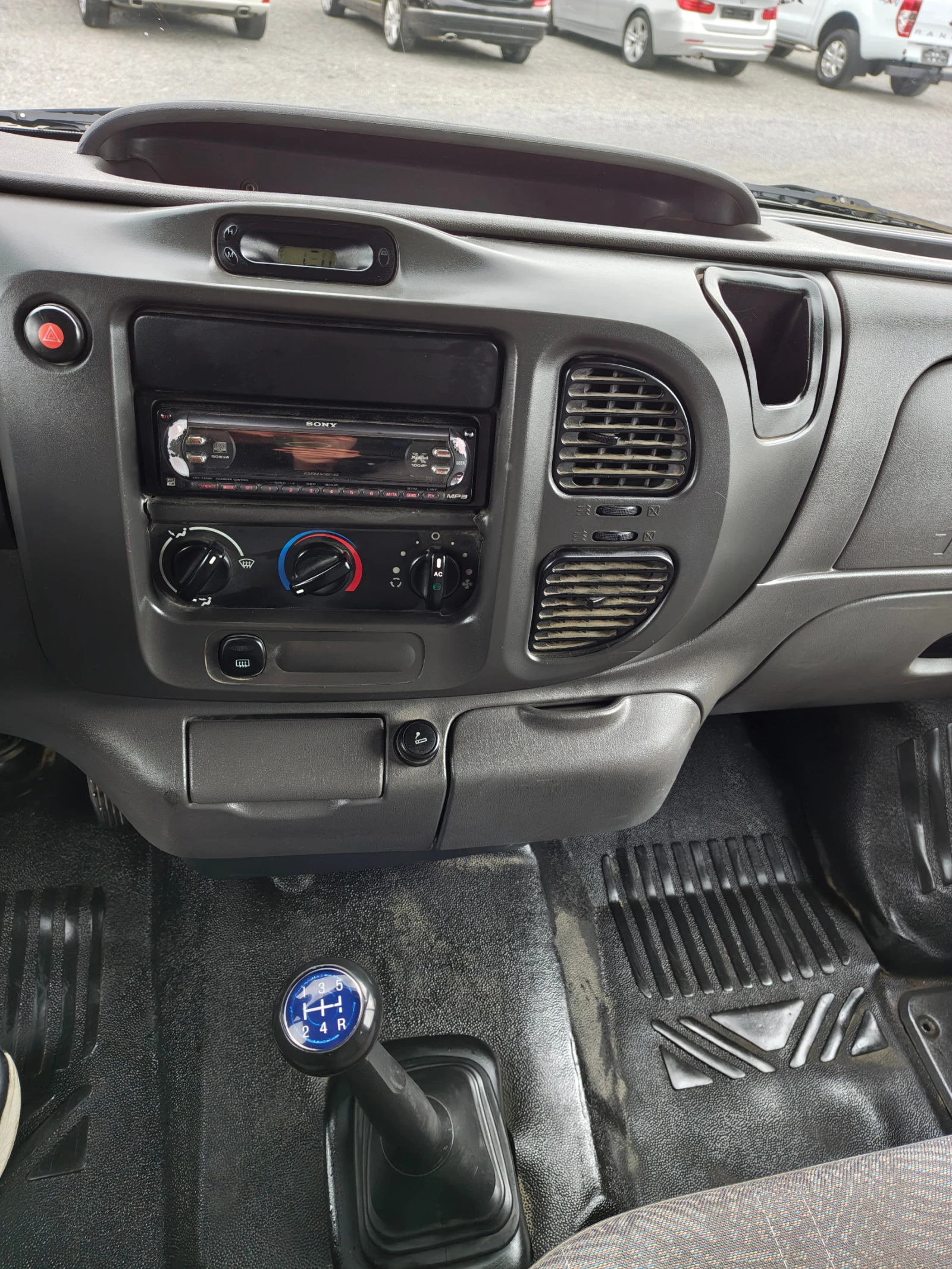 Ford Transit 2.0 Dizel, снимка 15 - Бусове и автобуси - 54112949