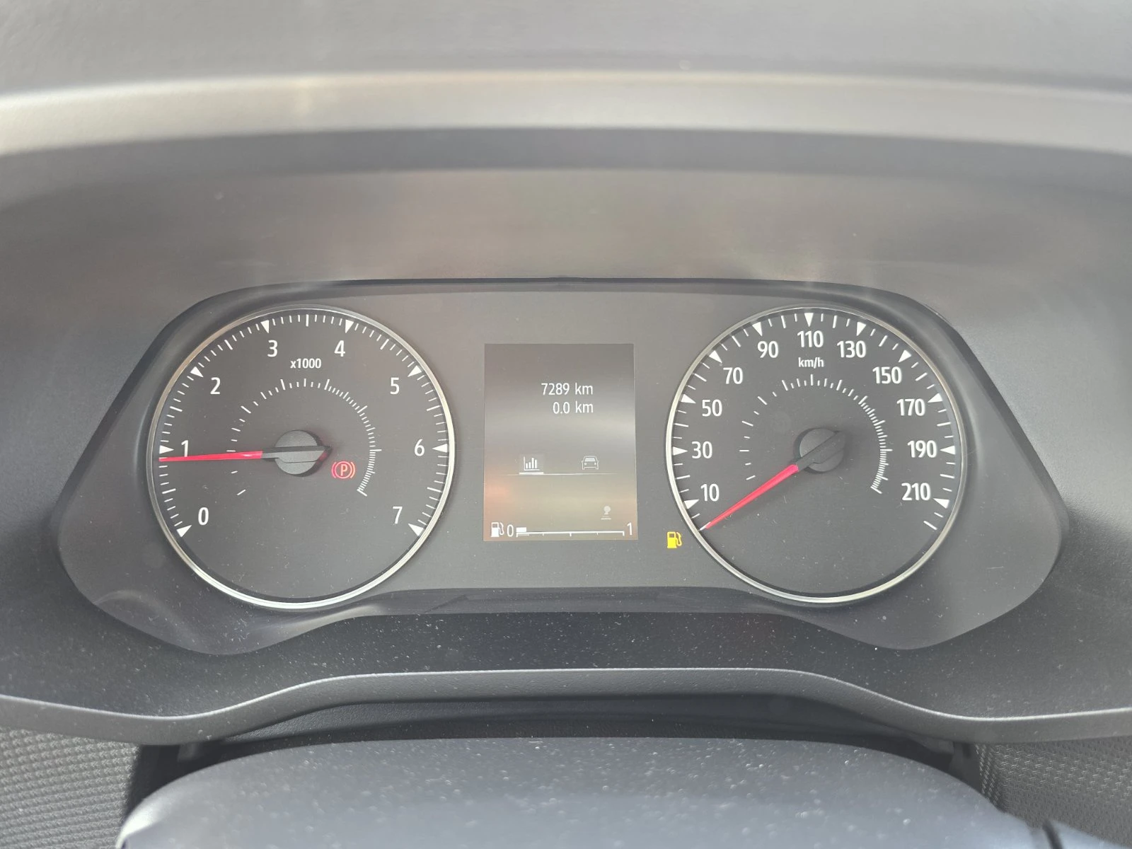Renault Trafic 2.0 dCi 110hp 8+ 1, снимка 8 - Бусове и автобуси - 55931662