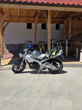 Suzuki Gsx 600, снимка 1