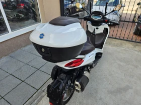 Piaggio Beverly 400ie HPE, ABS-ASR, 03.2022г., снимка 12