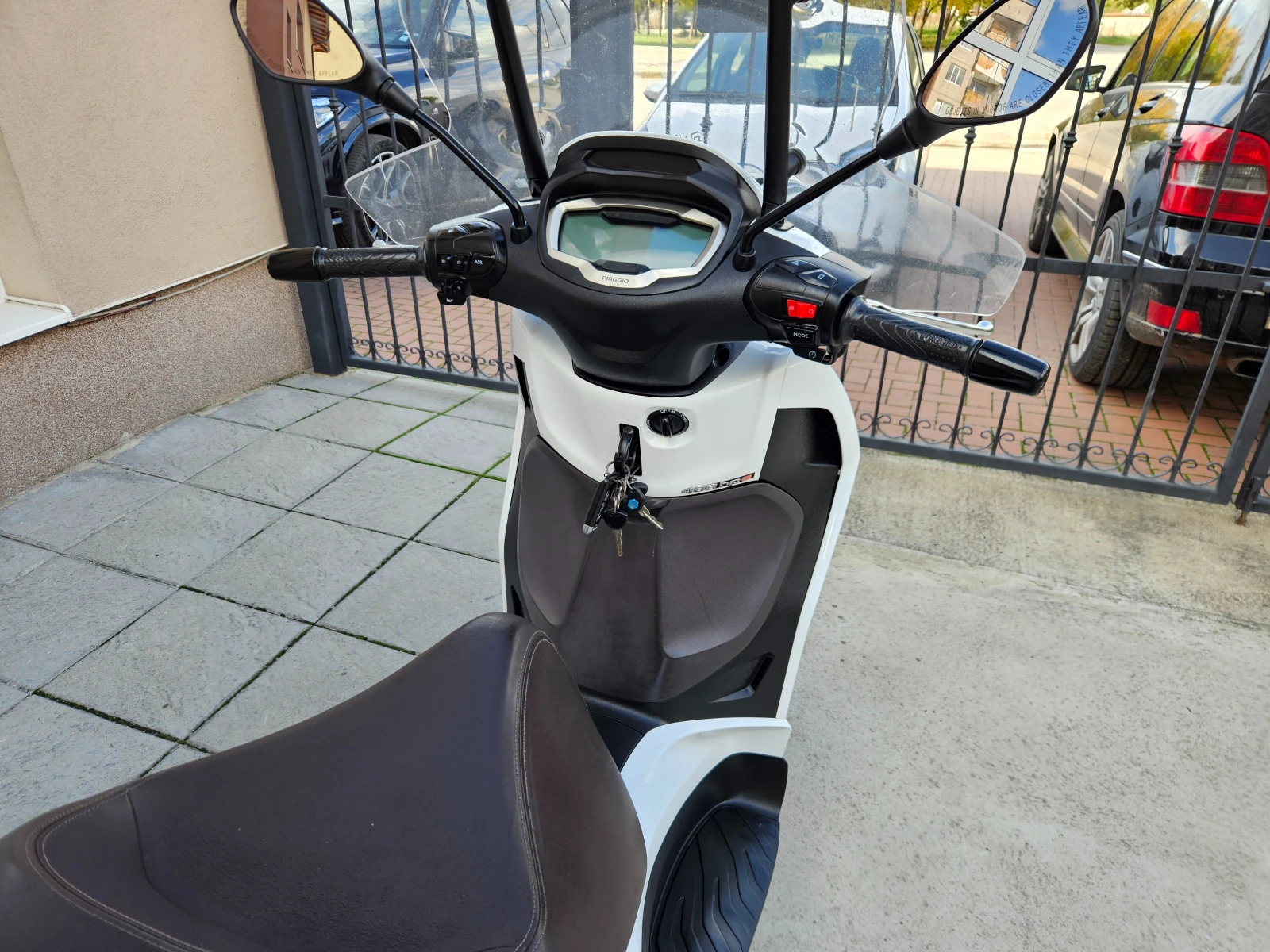 Piaggio Beverly 400ie HPE, ABS-ASR, 03.2022г. - изображение 10