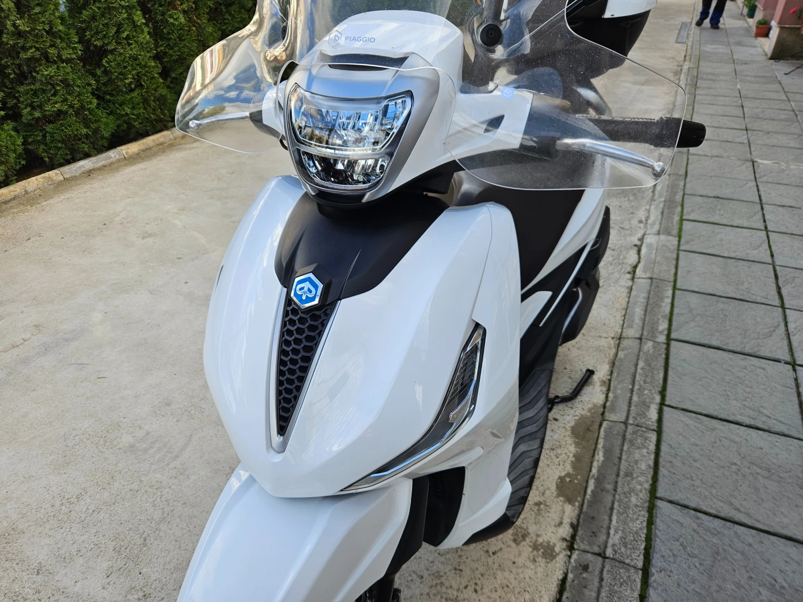 Piaggio Beverly 400ie HPE, ABS-ASR, 03.2022г. - изображение 7