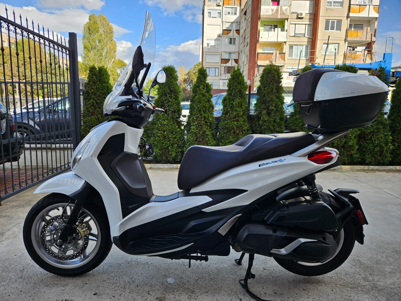 Piaggio Beverly 400ie HPE, ABS-ASR, 03.2022г. - изображение 5