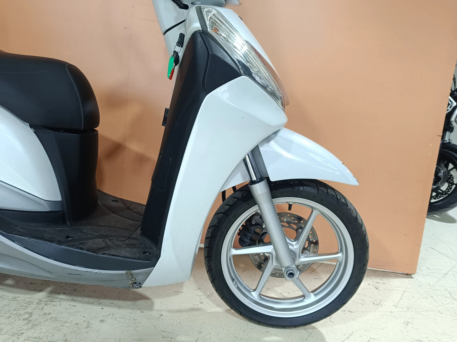 Honda Sh 300  ABS, снимка 7 - Мотоциклети и мототехника - 55989141