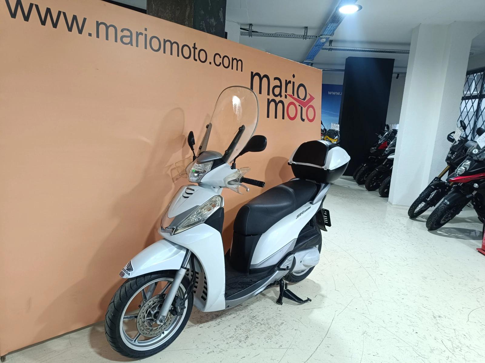 Honda Sh 300  ABS, снимка 11 - Мотоциклети и мототехника - 55989141