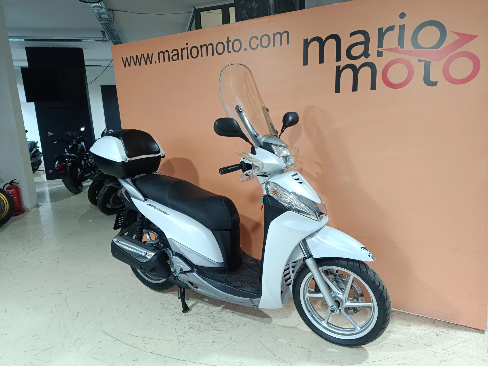 Honda Sh 300  ABS, снимка 2 - Мотоциклети и мототехника - 55989141