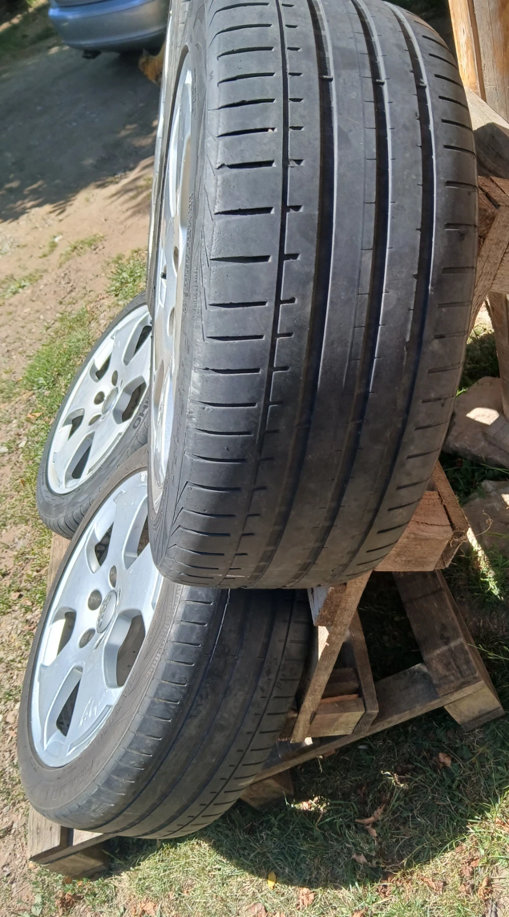 Гуми с джанти Kumho 225/45R17, снимка 3 - Гуми и джанти - 55579524