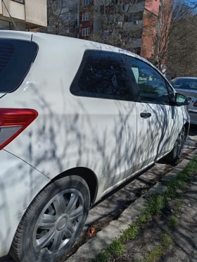 Toyota Yaris 1.0 vvti, снимка 5