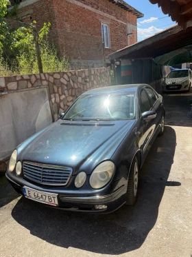 Mercedes-Benz E 220, снимка 2