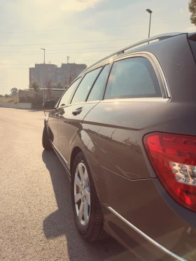 Mercedes-Benz C 200, снимка 12