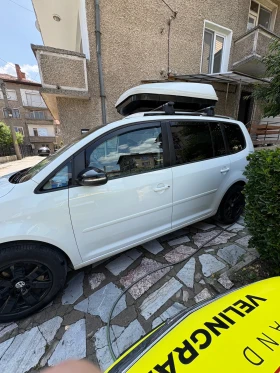 Обява за продажба на VW Touran 6+ 1 ~18 999 лв. - изображение 4