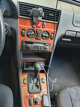 Mercedes-Benz C 180 - 2222 € / 4345.85 лв. - 42238880 8