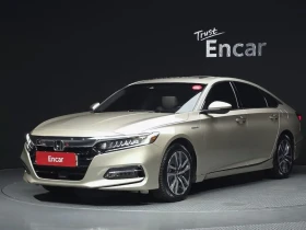 ����� �� �������� �� Honda Accord 10Th Generation 2.0 Hybrid Touring