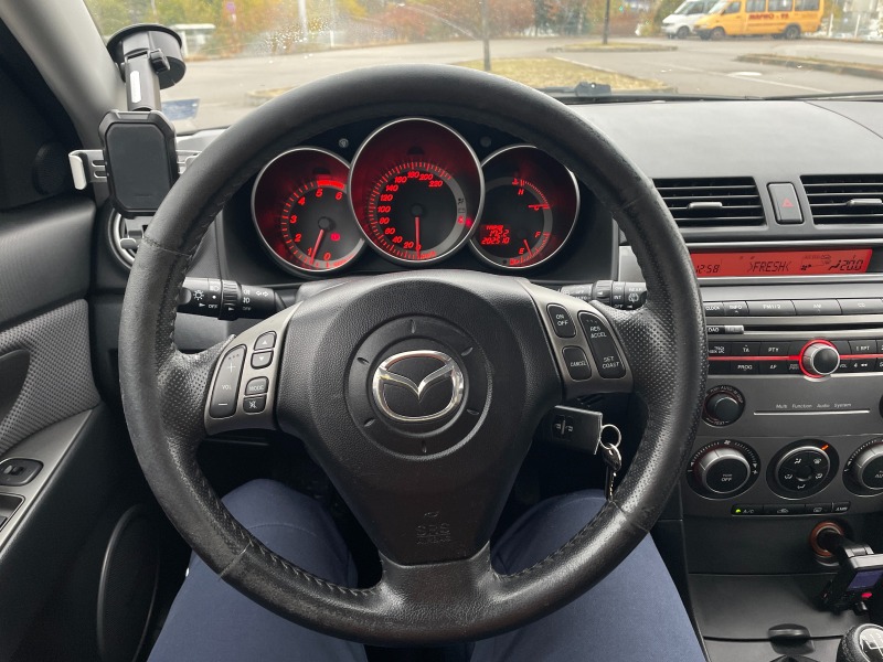 Mazda 3 BOSE Audio, Cruise Control, Xenon, снимка 17 - Автомобили и джипове - 44515281