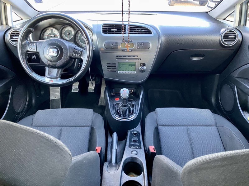 Seat Leon, снимка 8 - Автомобили и джипове - 44984884