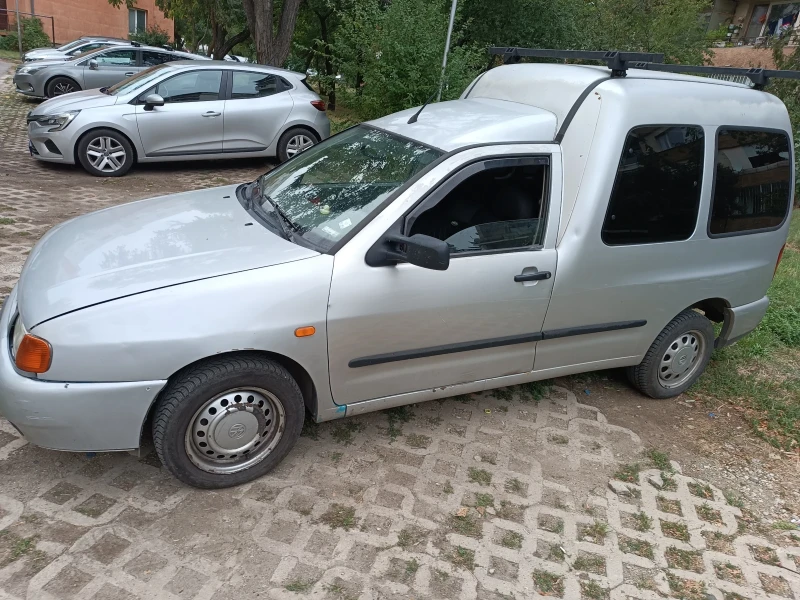 VW Caddy, снимка 4 - Автомобили и джипове - 47282504