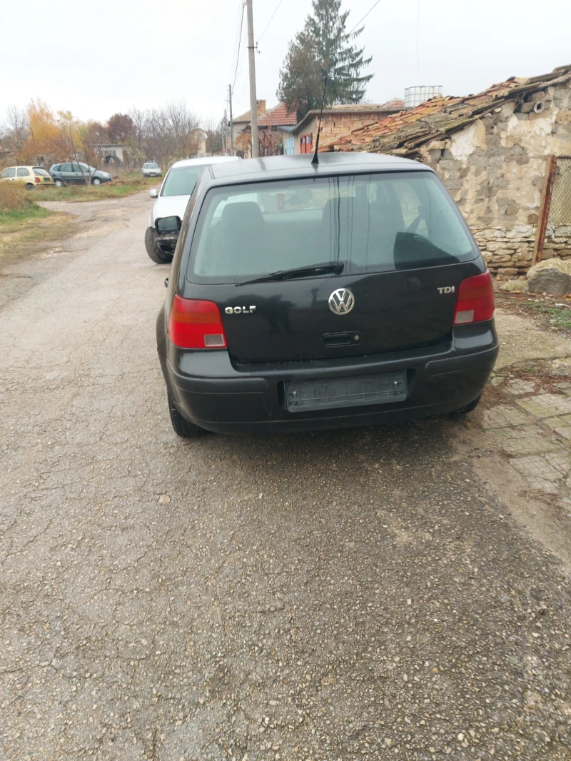 VW Golf, снимка 2 - Автомобили и джипове - 48722855