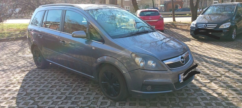 Opel Zafira, снимка 1 - Автомобили и джипове - 48090645