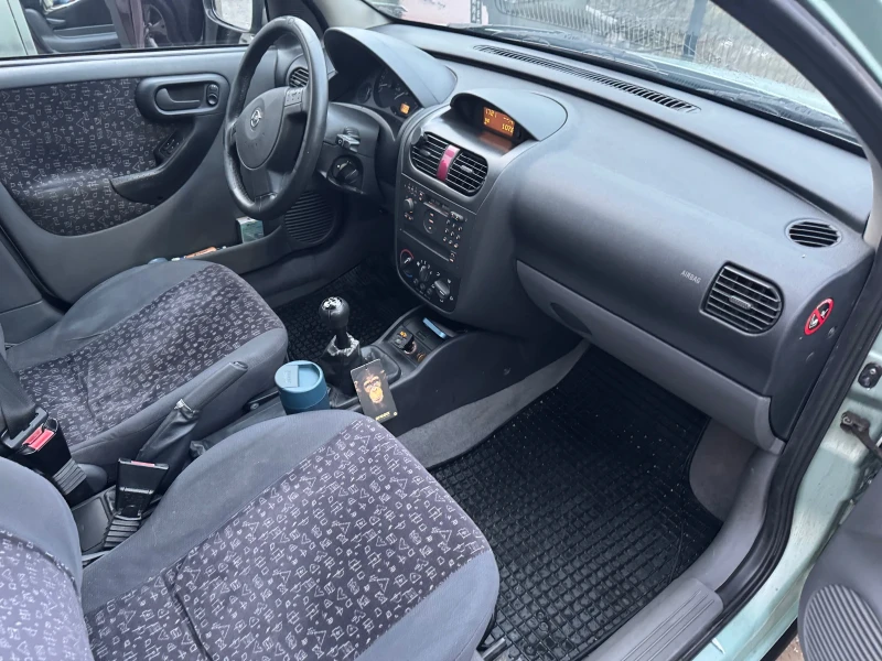 Opel Corsa, снимка 6 - Автомобили и джипове - 49559354