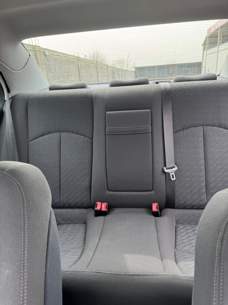 Mercedes-Benz E 200 Kompressor, снимка 11 - Автомобили и джипове - 52384735