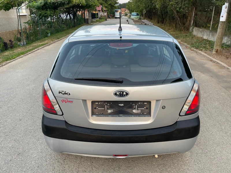 Kia Rio 1.4 I, снимка 6 - Автомобили и джипове - 51259554