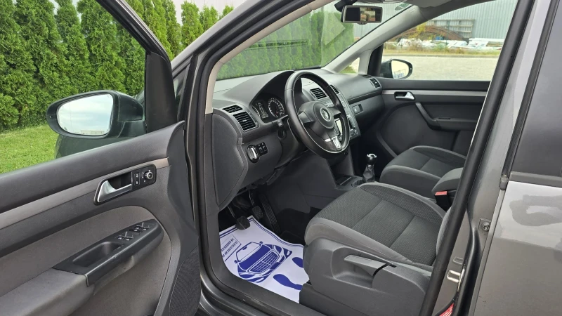 VW Touran 2.0tdi 140k.c* 6+ 1места* Евро5* ЛИЗИНГ, снимка 8 - Автомобили и джипове - 51512821