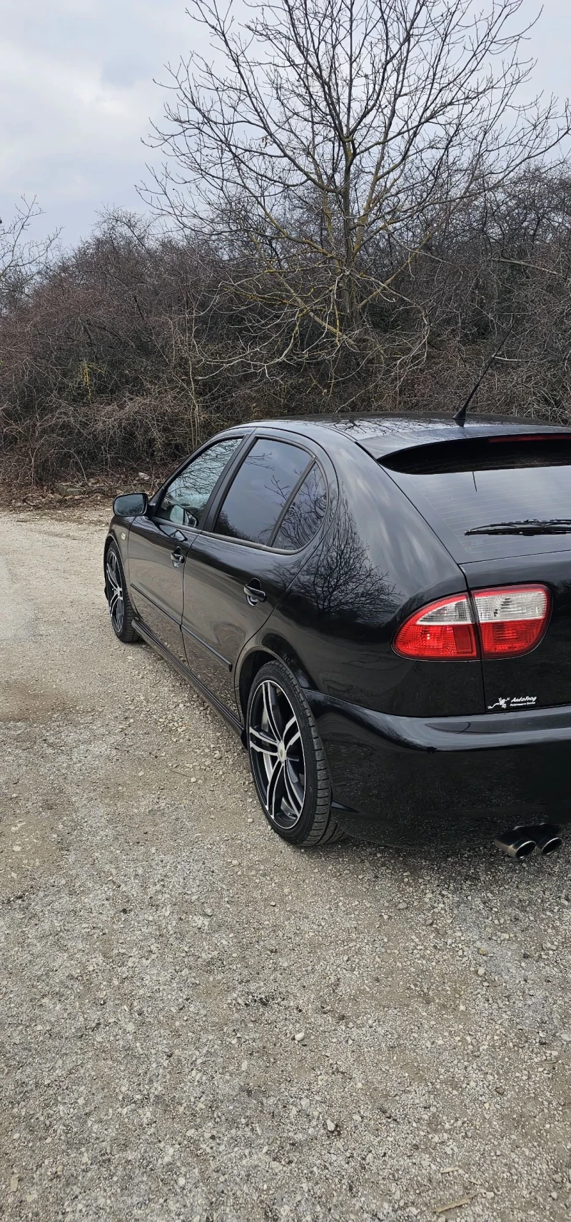 Seat Leon, снимка 4 - Автомобили и джипове - 51549669