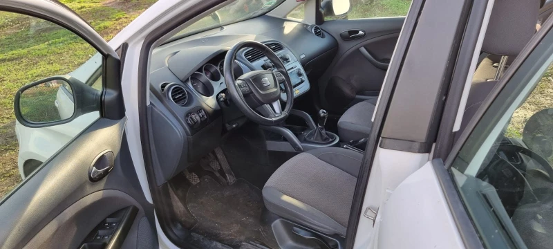 Seat Altea XL, снимка 3 - Автомобили и джипове - 52391212