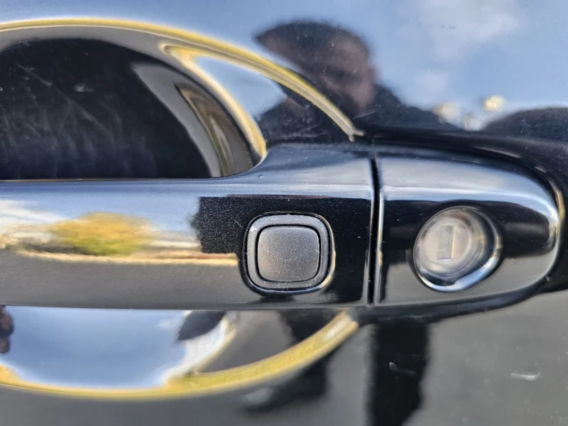 Toyota Auris 1.6 vvti/ 124 к.с./ KEYLESS GO/ АВТОПИЛОТ/ НАВИ, снимка 16 - Автомобили и джипове - 52406205