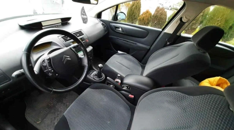 Citroen C4 2.0 HDi 6 скорости , снимка 4 - Автомобили и джипове - 52869192