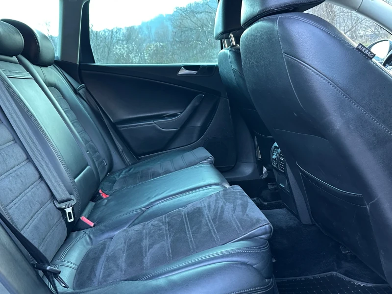 VW Passat 2.0TDI HIGHLINE КОМЪНРЕАЛ, снимка 13 - Автомобили и джипове - 52885213