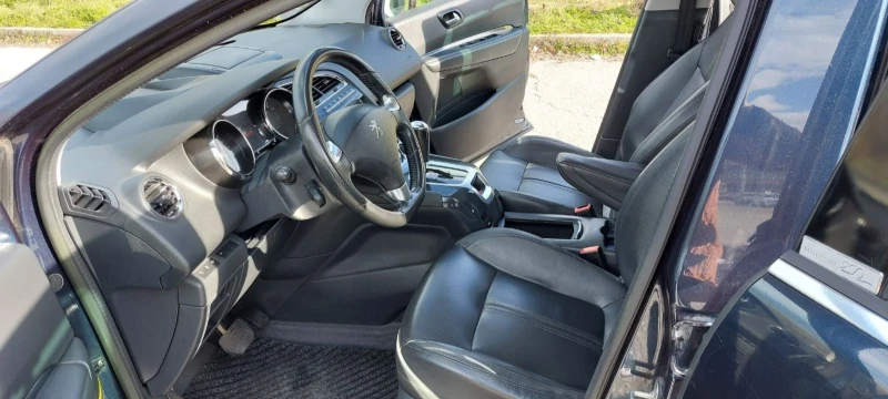 Peugeot 5008 1.6 turbo, снимка 8 - Автомобили и джипове - 53007566