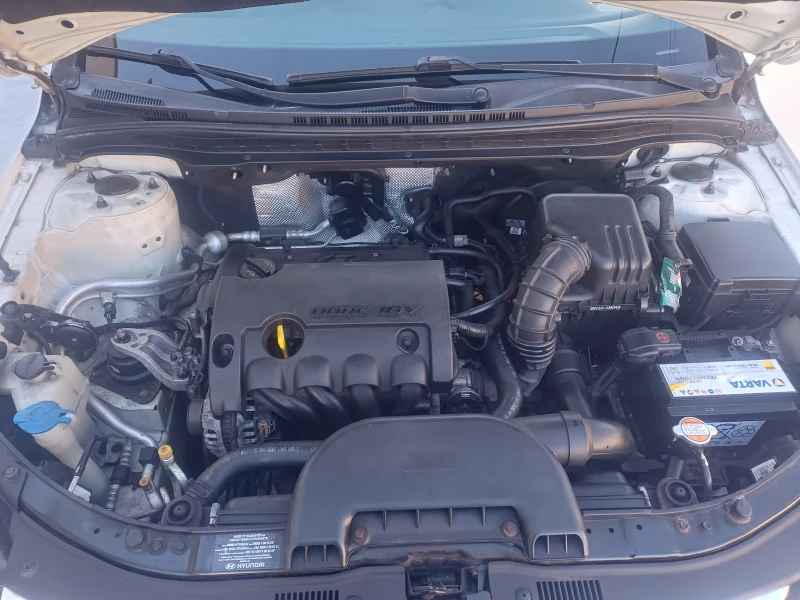 Hyundai I30 1.4 ФЕЙСЛИФТ EVRO5, снимка 15 - Автомобили и джипове - 53041990