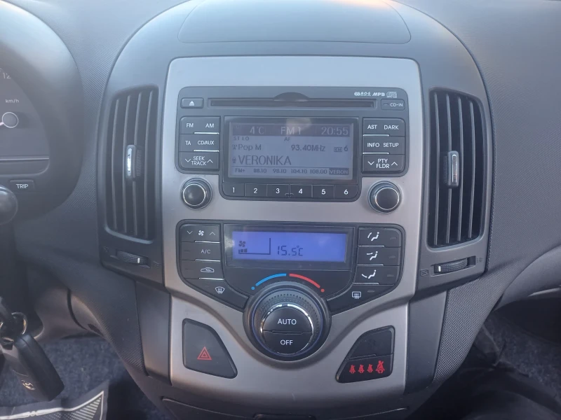 Hyundai I30 1.4 ФЕЙСЛИФТ EVRO5, снимка 12 - Автомобили и джипове - 53041990